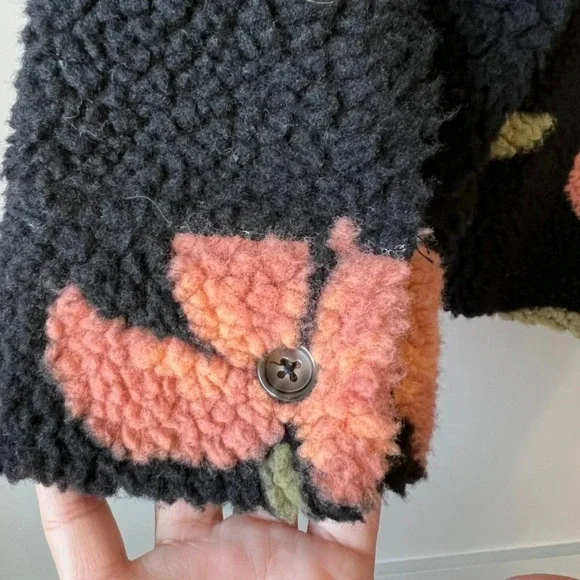 Volcom Womens Fleece Button Up Shirt Sherpa Jacket Black Floral Print Size S - Picture 4 of 11